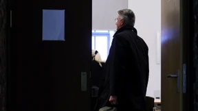 Wenigstens ein Urteil