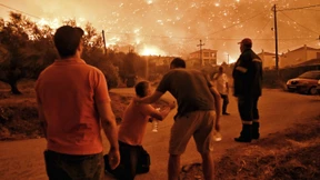 Zwei Helfer bei Löscharbeiten in Flammen gestorben