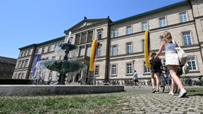 Universität Tübingen behält ihren Namen