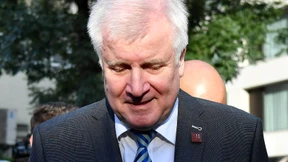 Seehofer: Müssen fragen, warum diese Person vorgeschlagen wurde
