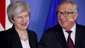 May und Juncker führen „konstruktives“ Brexit-Gespräch