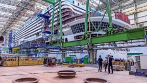 Kauft Disney Urlauberschiff aus Wismar?