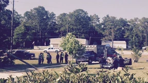 Tesla hielt Lastwagen-Anhänger für Schild