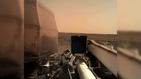 InSight sendet erste Fotos vom Mars
