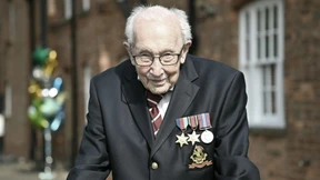 Corona-Held „Captain Tom“ an Covid-19 gestorben
