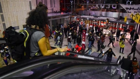 Aktivisten besetzen Einkaufszentrum in Paris