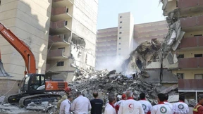 Iranischer Sender brennt nach Raketenangriff