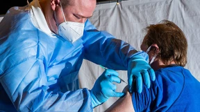 Erst das Impfen, dann die Moral?