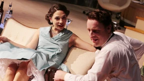 Die Damen mit dem Haifischlächeln