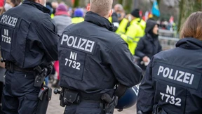 Demos bremsen Verkehr aus