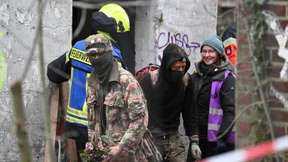 Verbliebene Aktivisten verlassen Tunnel