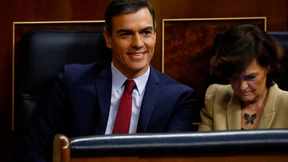 Sánchez mit knapper Mehrheit zum Ministerpräsidenten gewählt