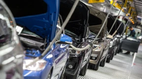 Harter Brexit könnte tausende Stellen in Autobranche kosten