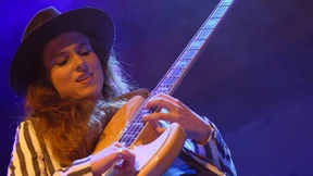 Der Bass ist eine Frau