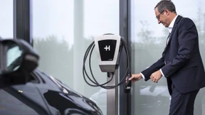 Trautes Heim, Ladeglück allein