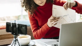 Wie vertrauenswürdig sind Spartipps von Finfluencern?