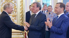 Putins Statthalter Schröder ist nicht allein