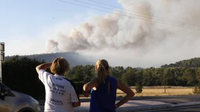 Feuerwehr bringt 10.000 Franzosen in Sicherheit