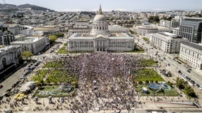 Landesweite Proteste gegen Trumps Politik