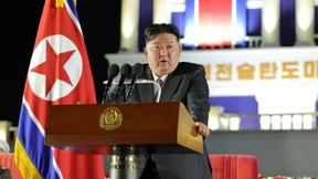 Kim überwacht Auslieferung von 250 Raketenwerfern