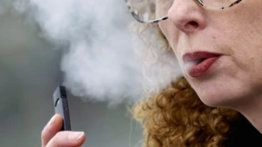 Britische Regierung will einer Million Rauchern E-Zigaretten schenken