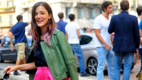 Der Schwan mischt mit