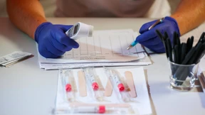 Pflicht, Freude, Geschichte