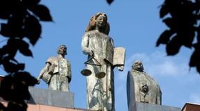 Bewährungsstrafen für Impfpassfälscher