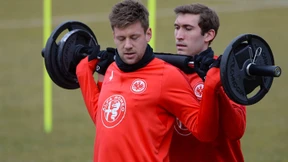 Kontern mit dem schwimmenden Zehner 