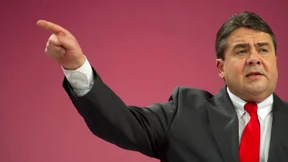 Bundeskanzler verdienen zu wenig