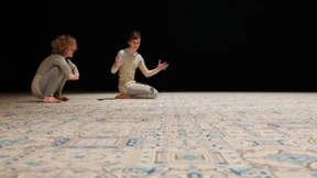 Premieren vor dem Bildschirmpublikum