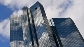 Streit um einbehaltene Boni bei der Deutschen Bank eskaliert