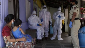 Mit Coronil vom Guru Corona trotzen