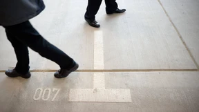 Bundesregierung stellt Hunderte neue Agenten ein