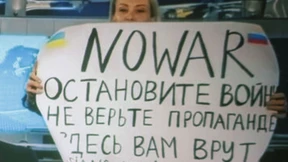 Warum schweigt Owsjannikowa über russische Verbrechen?