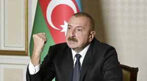 Alijew schafft Fakten