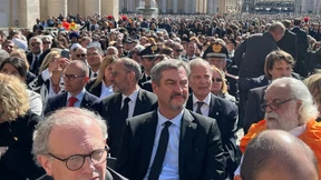 „Beerdigungs-Reiseselfies haben doch etwas recht Würdeloses“