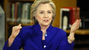 Clintons kassieren 25 Millionen Dollar für 100 Reden