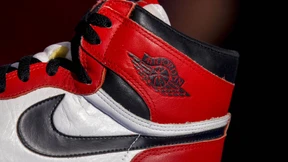 Nike verdient mehr Geld