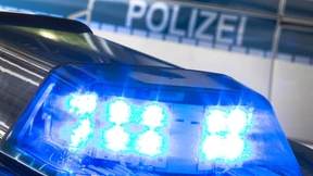 Verletzte und Festnahmen nach Messerstecherei 