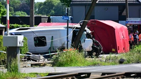 Vier Tote bei Kollision von Zug und Schulbus in Belgien