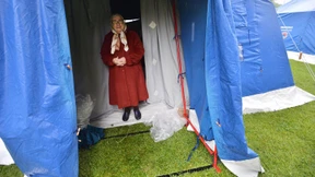 Mehr als 100 Nachbeben