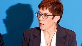 Merz und Kramp-Karrenbauer beliebter als Spahn