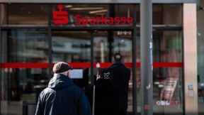 Streit um gestundete Zinsen