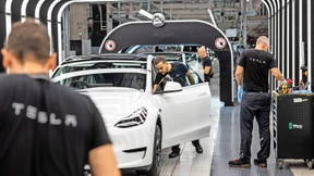 Tesla erhöht Gehälter in Grünheide