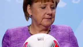 Alle Augen auf Merkel und die Bundesliga