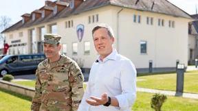 „Kein Abzug, aber Anpassungen und Neuausrichtung“