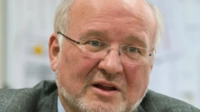 „G9 ist nur ein halbes Jahr mehr als G8“