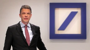 Chef der Deutschen Bank fordert mehr Staatsausgaben