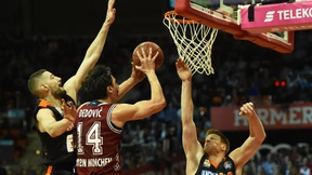 Bayern gewinnt unter neuem Trainer